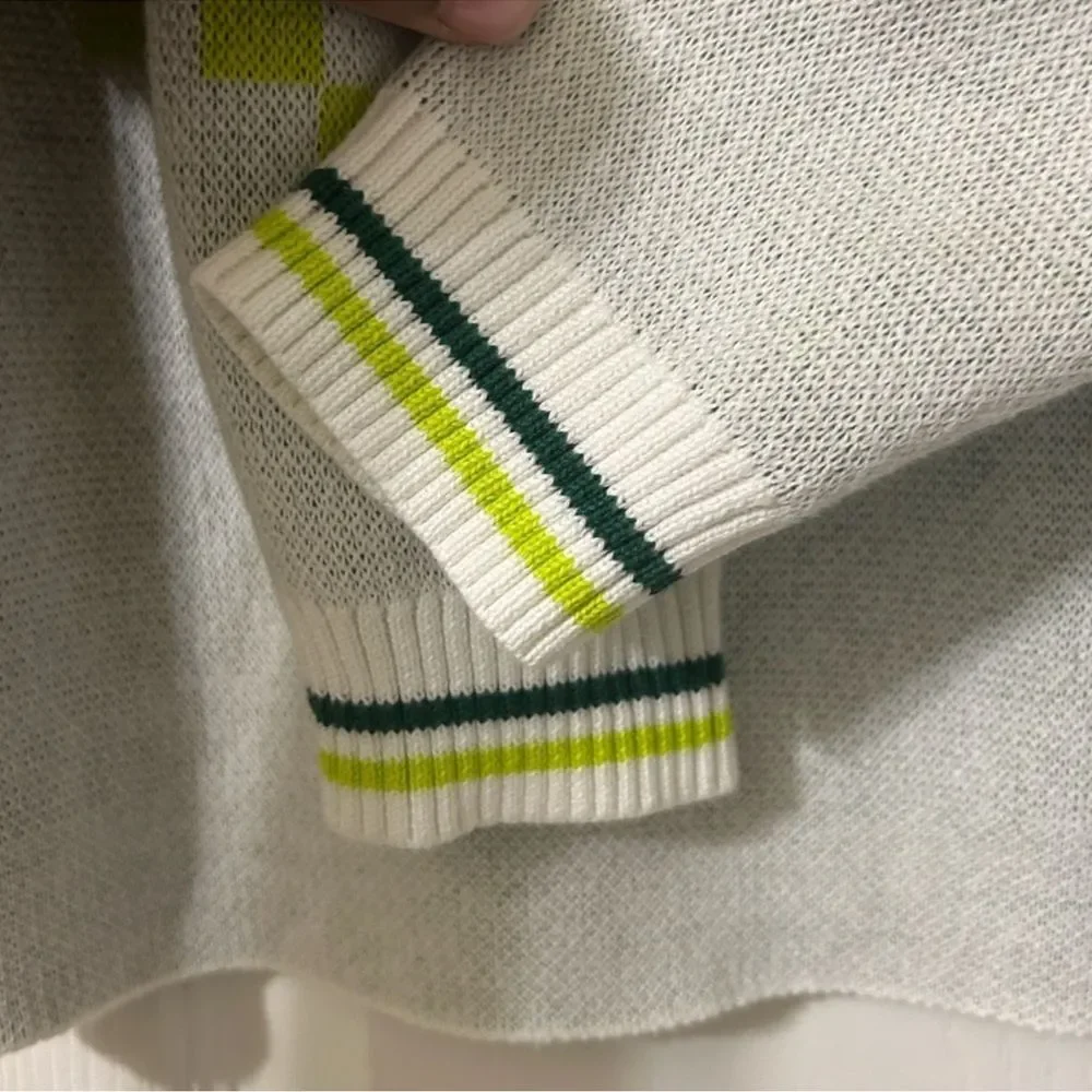 Old Navy Boys Long-sleeve Green/White Soccer Sweater(Size 2T)